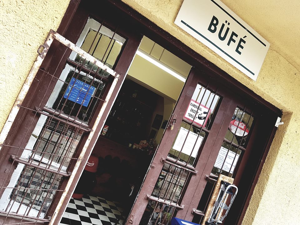 B&uacute;f&eacute;